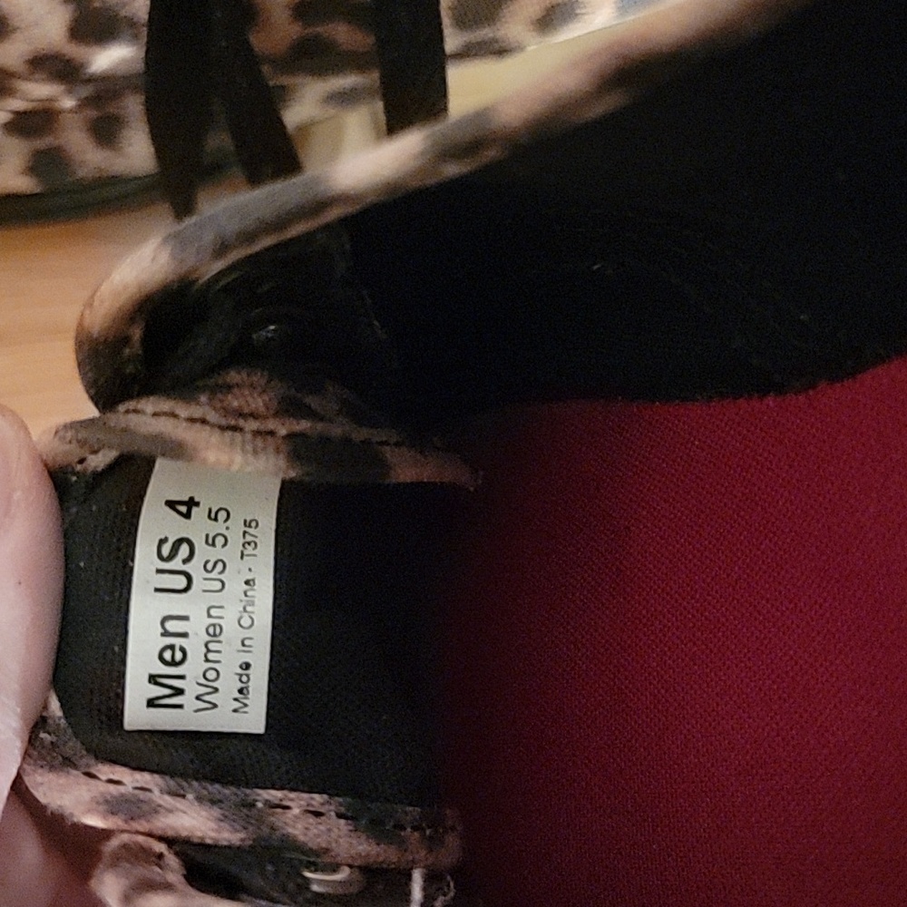 Vans leopard tie shoes - Picture 7 of 8